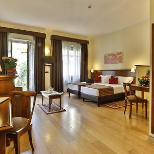 Studio con letto king size