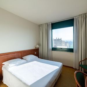 Camera classica con letto queen size
