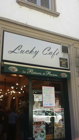 Lucky Cafe