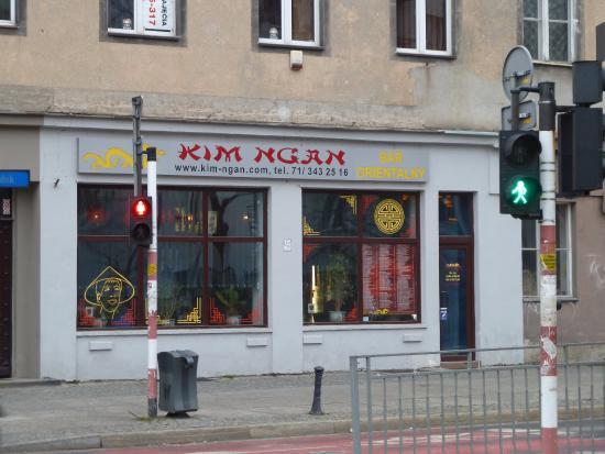 Kim Ngan Oriental Bar