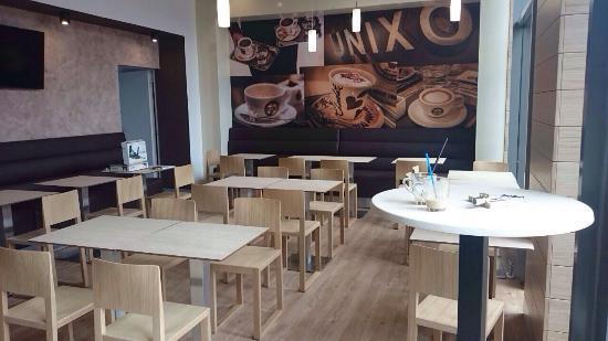 Unixo Hungary Restaurant