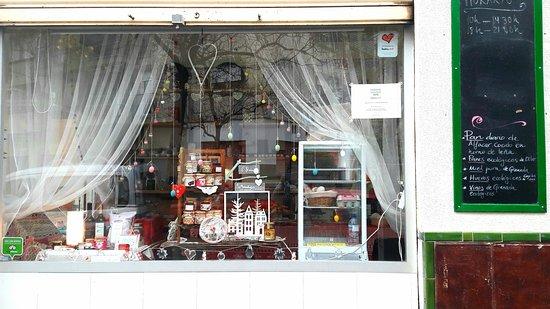 Confitería-obrador artesanal Casita de Azucar