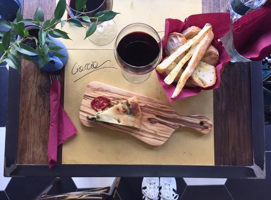 Ciaccia coi Ciccioli via Mora