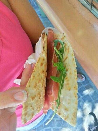 al 18 di Piazza Mameli