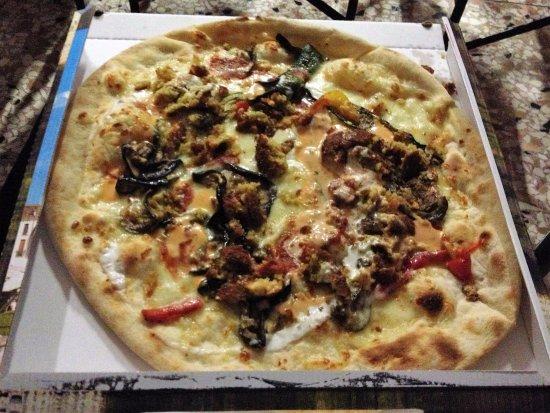 Tito's Pizza & Snack