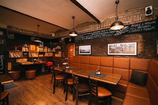 Downtown Restaurant & Bar