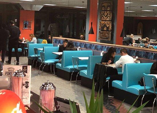 Surfer Joe Cafe and Diner Lucca