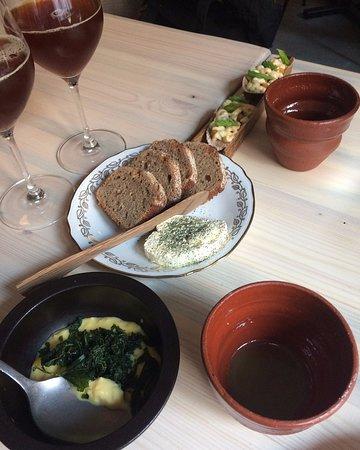 Kitchen & Bar by Maannos