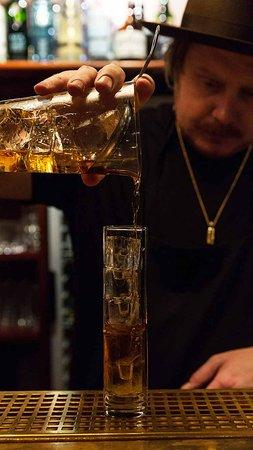 Tweed Bar