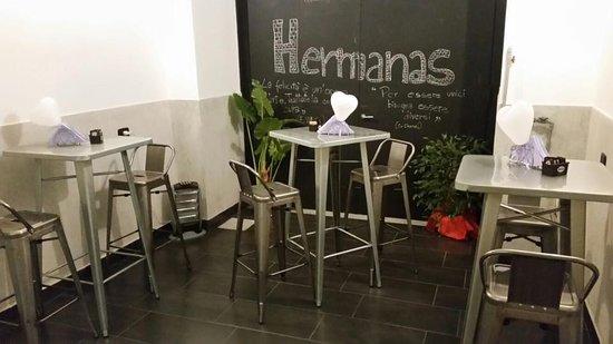 Hermanas Coffe & Food