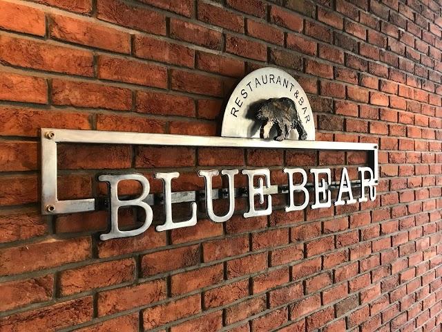 BLUE BEAR Restaurant & Bar