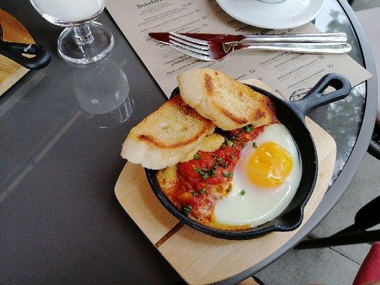 Restart Restaurant & Art Gallery