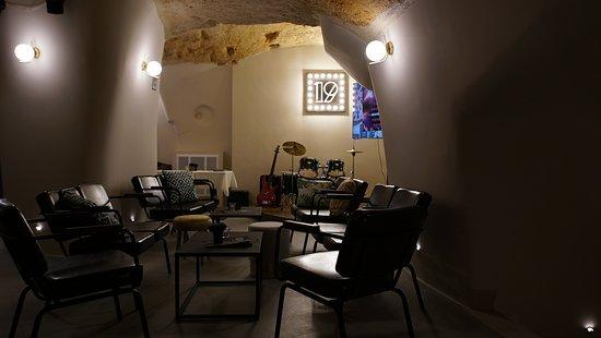 Galleria Coffee Music Art