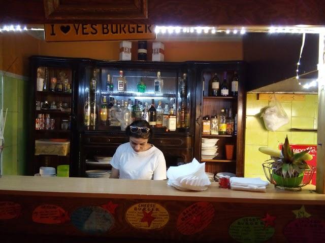 Yes Burger