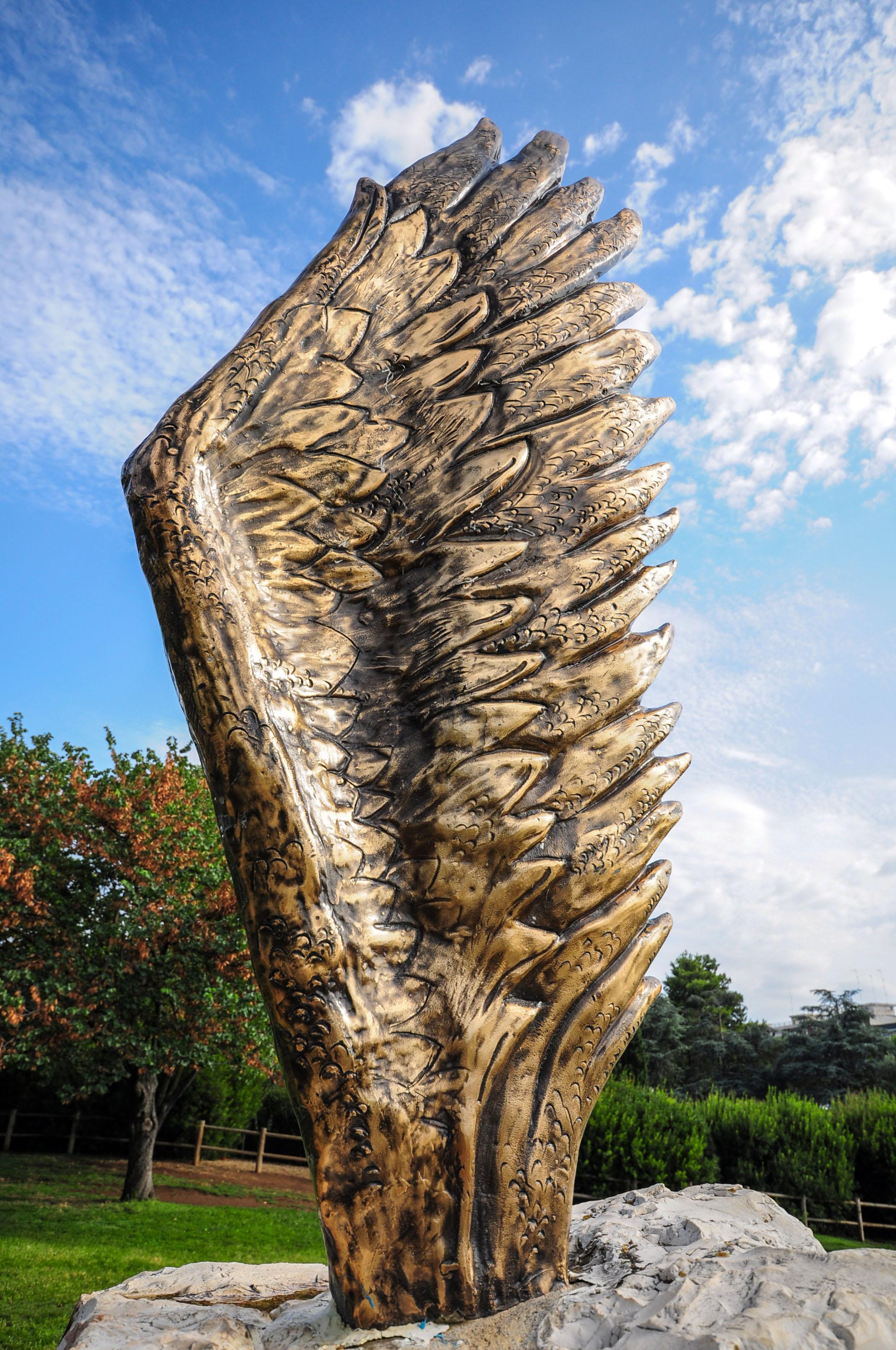 Scultura ai paracadutisti