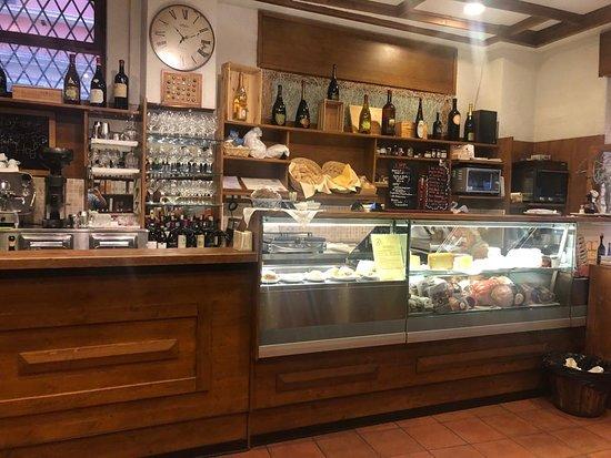 Wine Bar Enoteca Bologna
