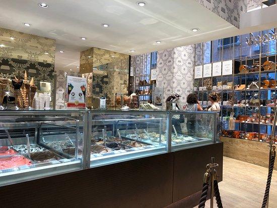 Venchi Cioccolato e Gelato