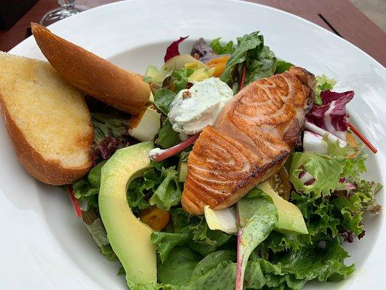 Restauracia Hrad