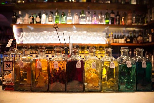 Xixbar Gins & Cocktails