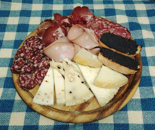 Alhambra Rock Music Pub