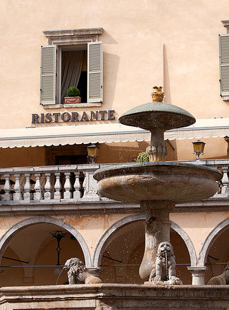 Ristorante "Taverna dei Consoli"
