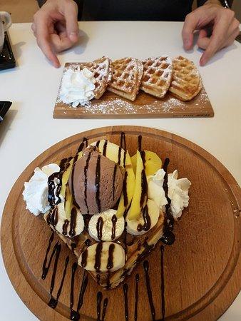 Dr. WAFFLE AND KIMBO ESPRESSO ITALIANO