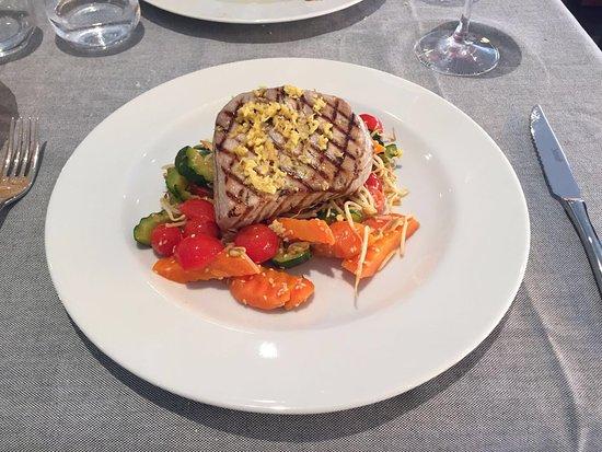 Almonti Bistrot & Pizza