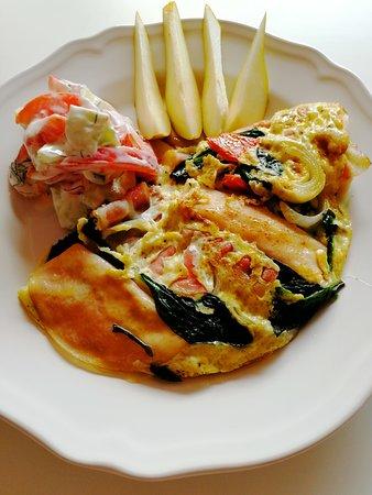 Alenka Home Food & Bakery Restaurant