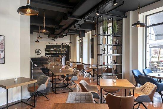 The Bridge Bar and Dinner