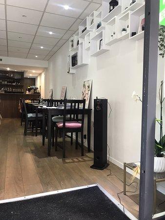 Friends Coffeehouse & Bar