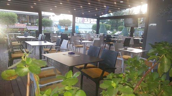 Bistro Pizzeria