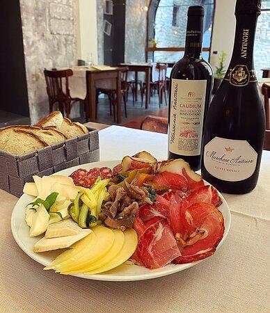 Ovico Restaurant & Cocktail