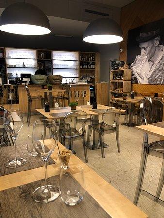 Enoteca Casa Del Barolo