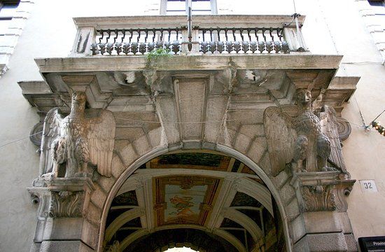 Palazzo Martinengo Cesaresco Novarino