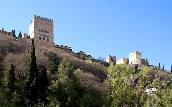 Paseo de los Tristes