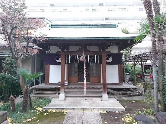 Santuario Oiwa Inari Tamiya