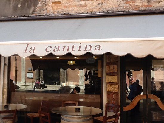 La Cantina