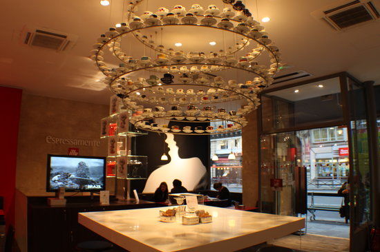 Espressamente illy