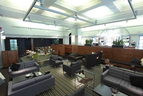 113 Restaurant and Bar