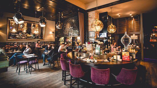 Elysée Bistro and Café